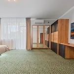 Fit Aparthotel 3*