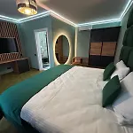 Fit Aparthotel 3*
