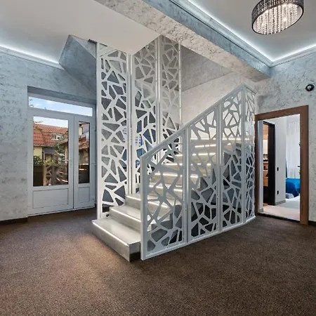 Ξενοδοχείο με διαμερίσματα Fit 3*