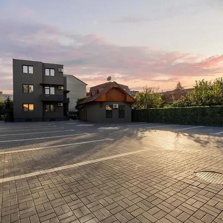 Fit Ξενοδοχείο με διαμερίσματα Κλουζ-Ναπόκα